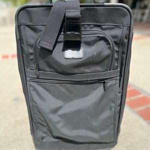 Tumi Lighy Weight Travel Suitcase